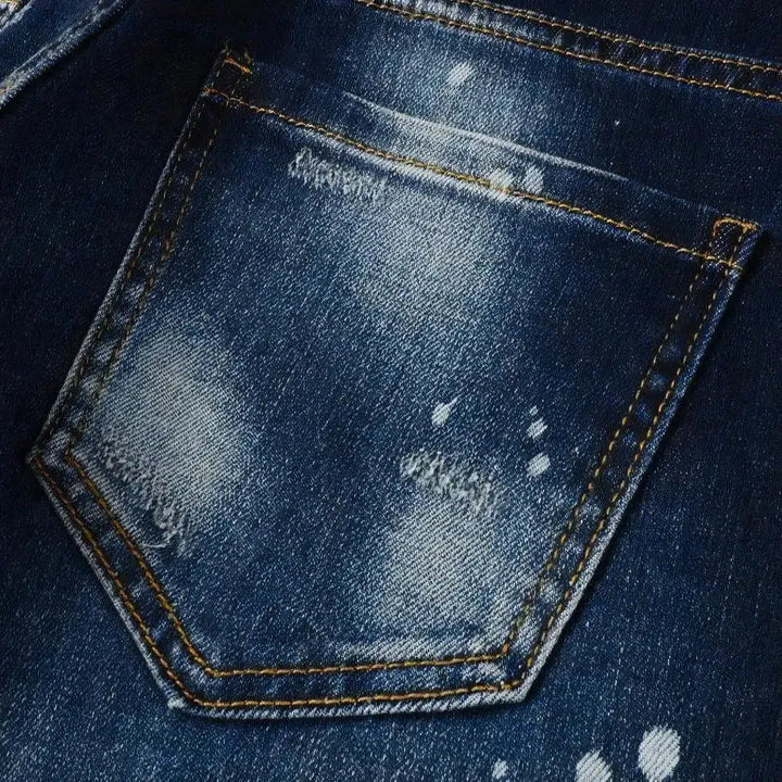 Dark-wash men's grunge jeans