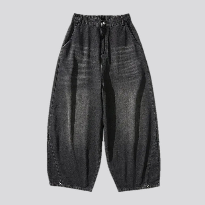 Light stonewashed vintage baggy-fit men's jeans